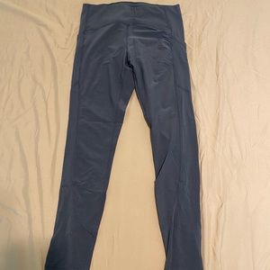 Blue workout leggings